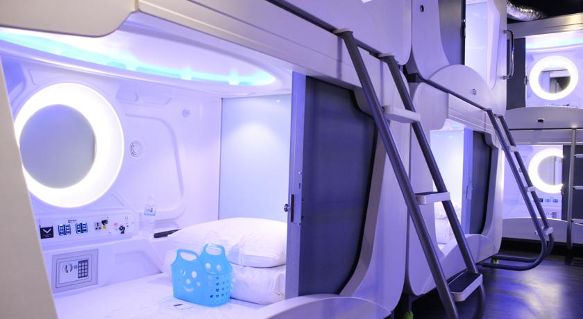 黑熊好眠站旅館-台北橋站(Hey Bear Capsule Hotel)