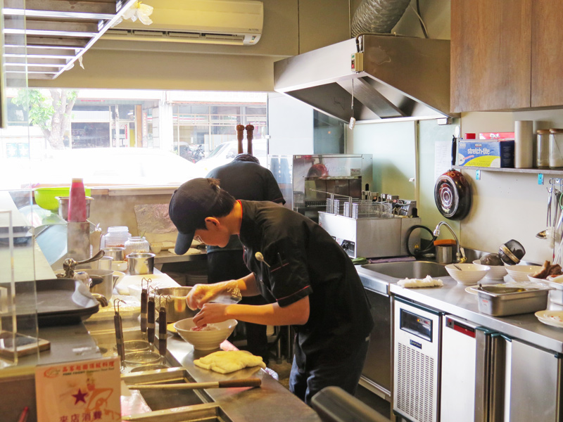 Peak Foody 品客越國頂級料理(已停業)