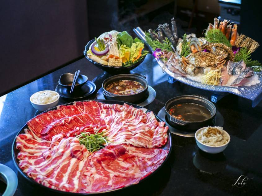 肉多多火鍋