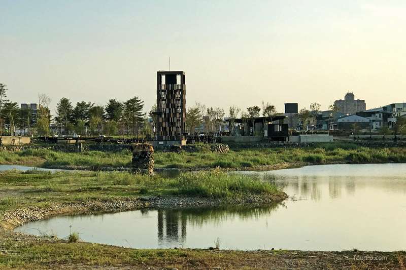 台糖生態湖－緊鄰帝國製糖會社台中營業所、湧泉公園