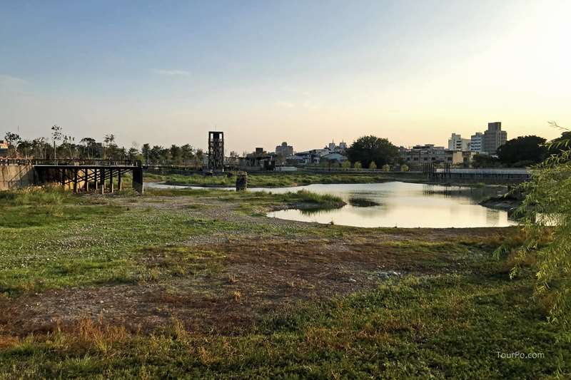 台糖生態湖－緊鄰帝國製糖會社台中營業所、湧泉公園