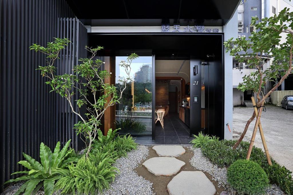 日月潭藍天水灣旅宿(Blue Sky Bay B&B)