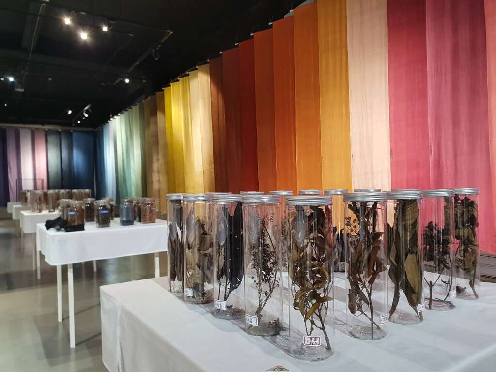 看見台灣的萬紫千紅　纖博館「台灣天然染色文化意象展」開展至9/18