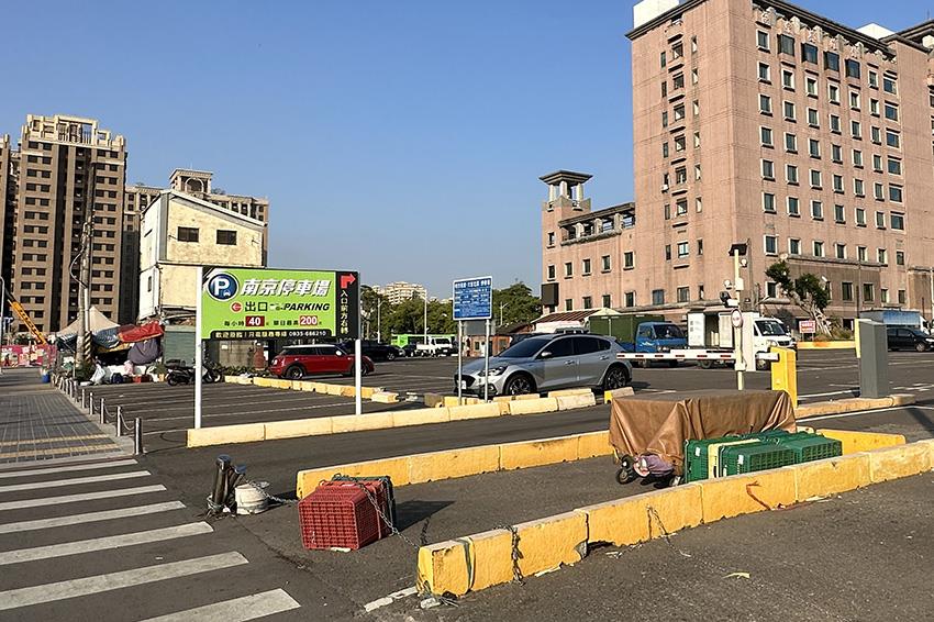 台中車站南京大智北路停車場